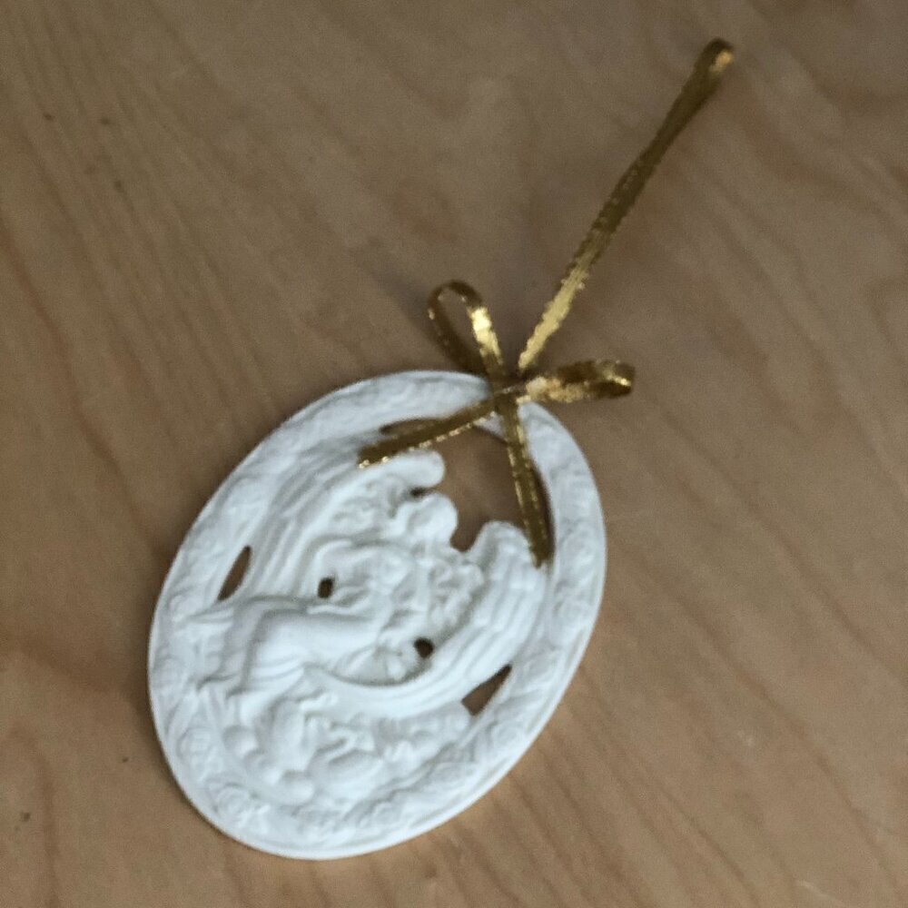 Vintage Y2K 2003 PartyLite Angel of Love Ivory Bisque Porcelain Angel Ornament
